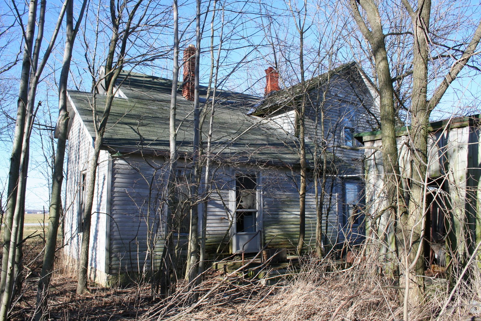 Abandoned Farmhouse Near Perrysburg, OH